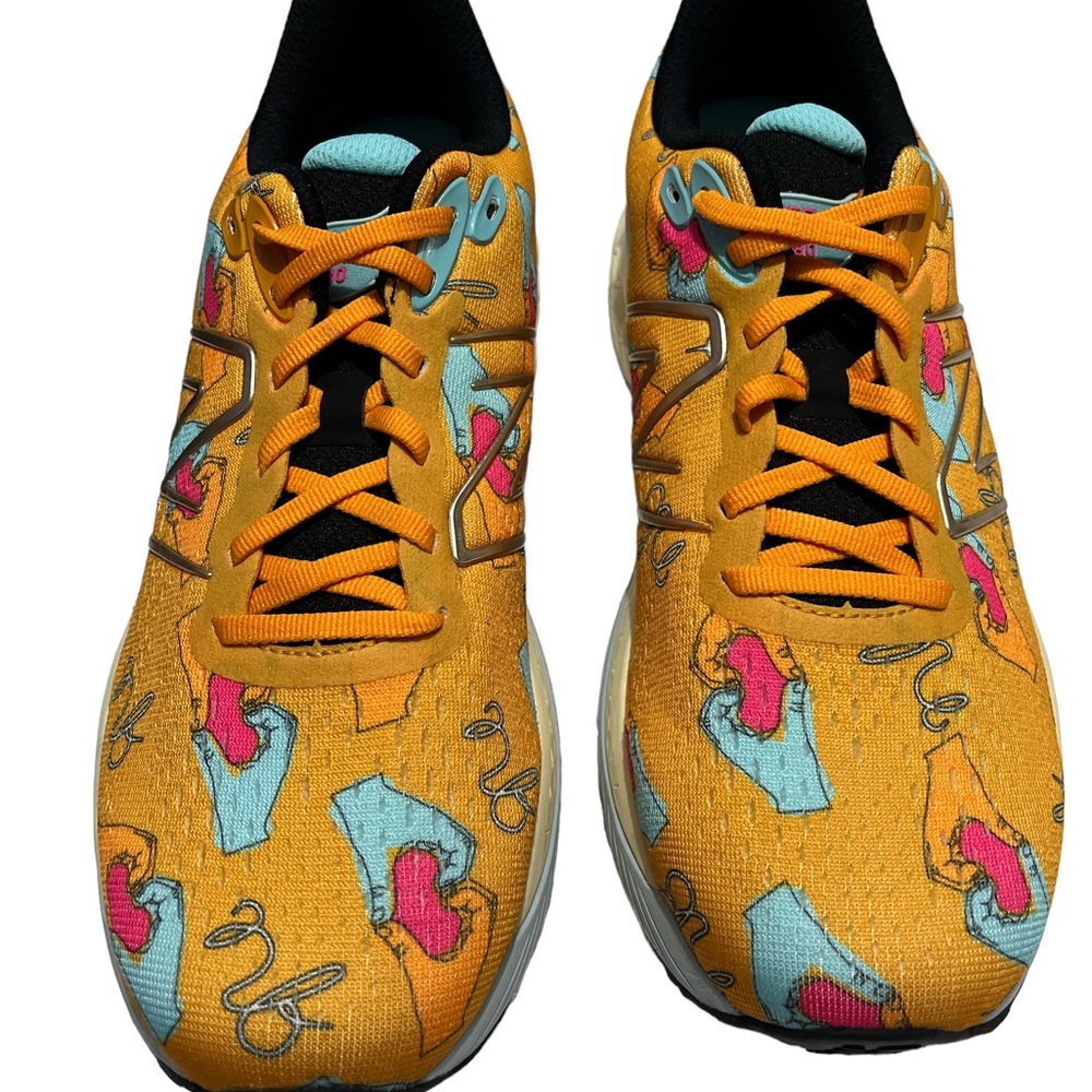 NWOT NEW BALANCE 880 FRESH FOAM X  Heart Hands graphic ❤️/ Size 9 Men’s /Orange - Picture 3 of 7